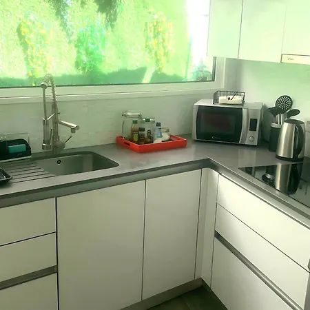 Apartment Alegria 79 - Fabulous 3 Bedroom House *