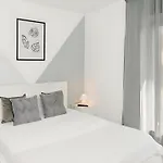 Apartment Alegria 79 - Fabulous 3 Bedroom House