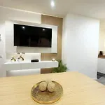 Apartment Alegria 79 - Fabulous 3 Bedroom House *